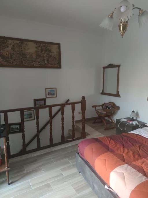 Casa In Antico Borgo Medievale A Tarano Ri, Via Giacomo Leopardi, 15 Villa Exterior photo